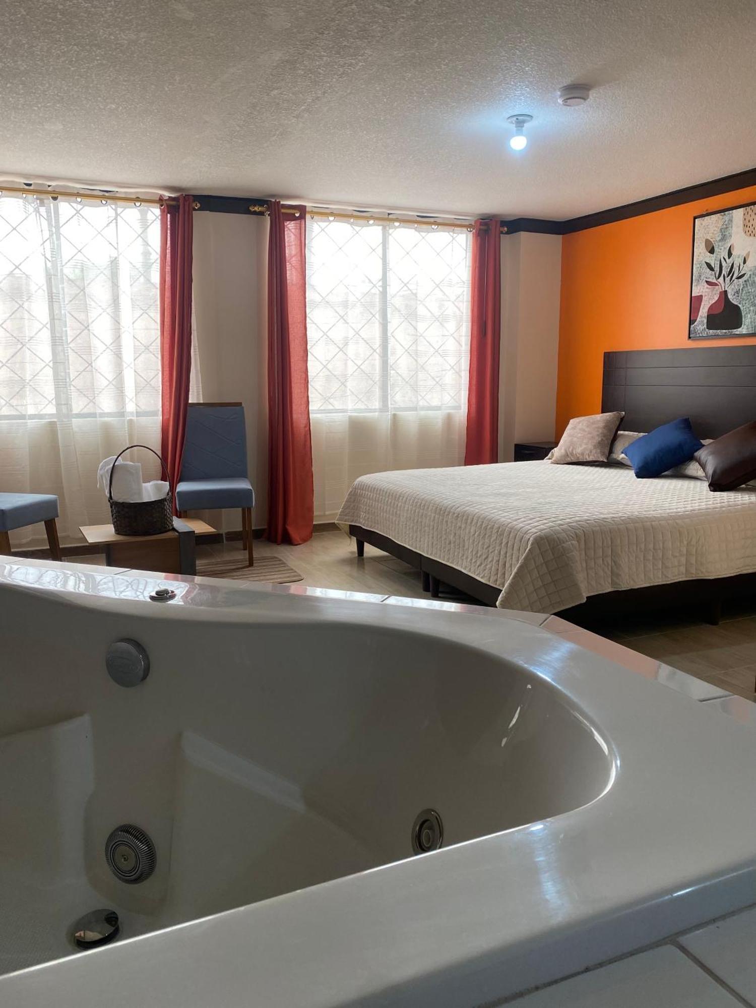 Hostal Guayllabamba Quito Luaran gambar
